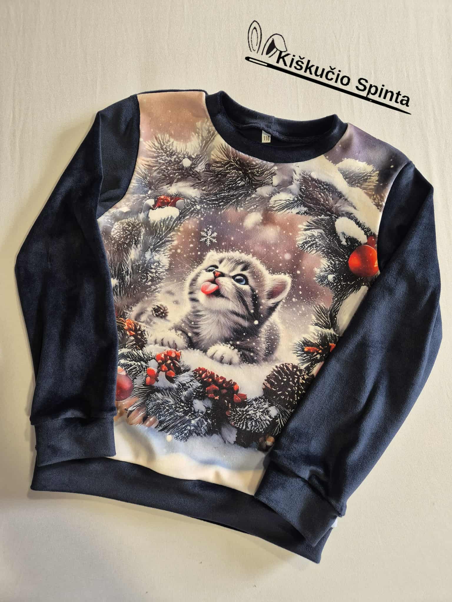 Soft veliūro megztukas"Kačiukas sniege"116 dydis