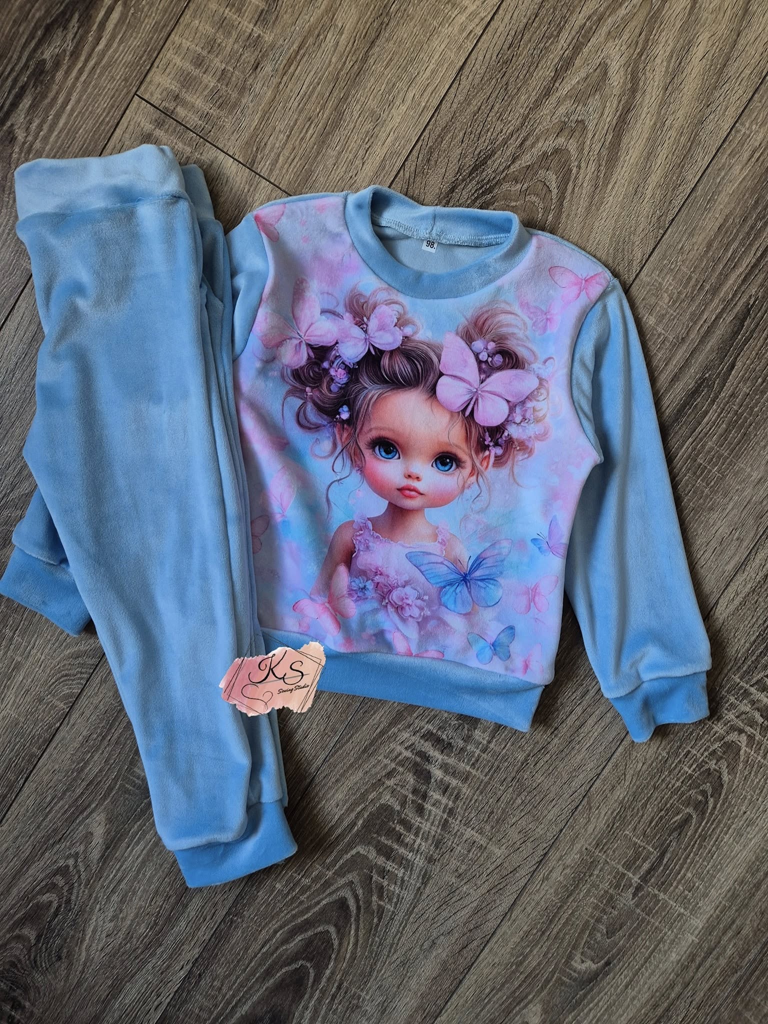 Kostiumėlis "Mergaitė" 98 dydis