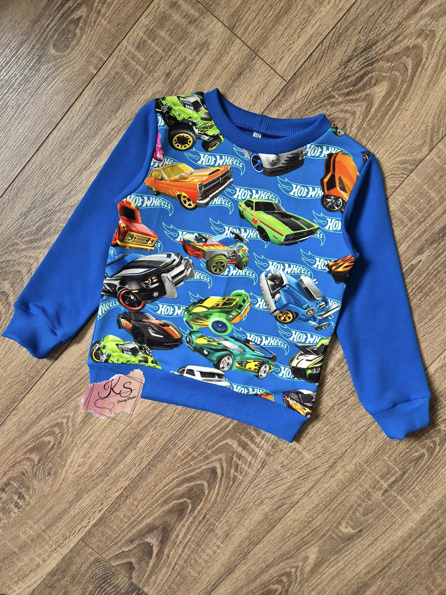 Megztukas"Hotwheels" 104 dydis