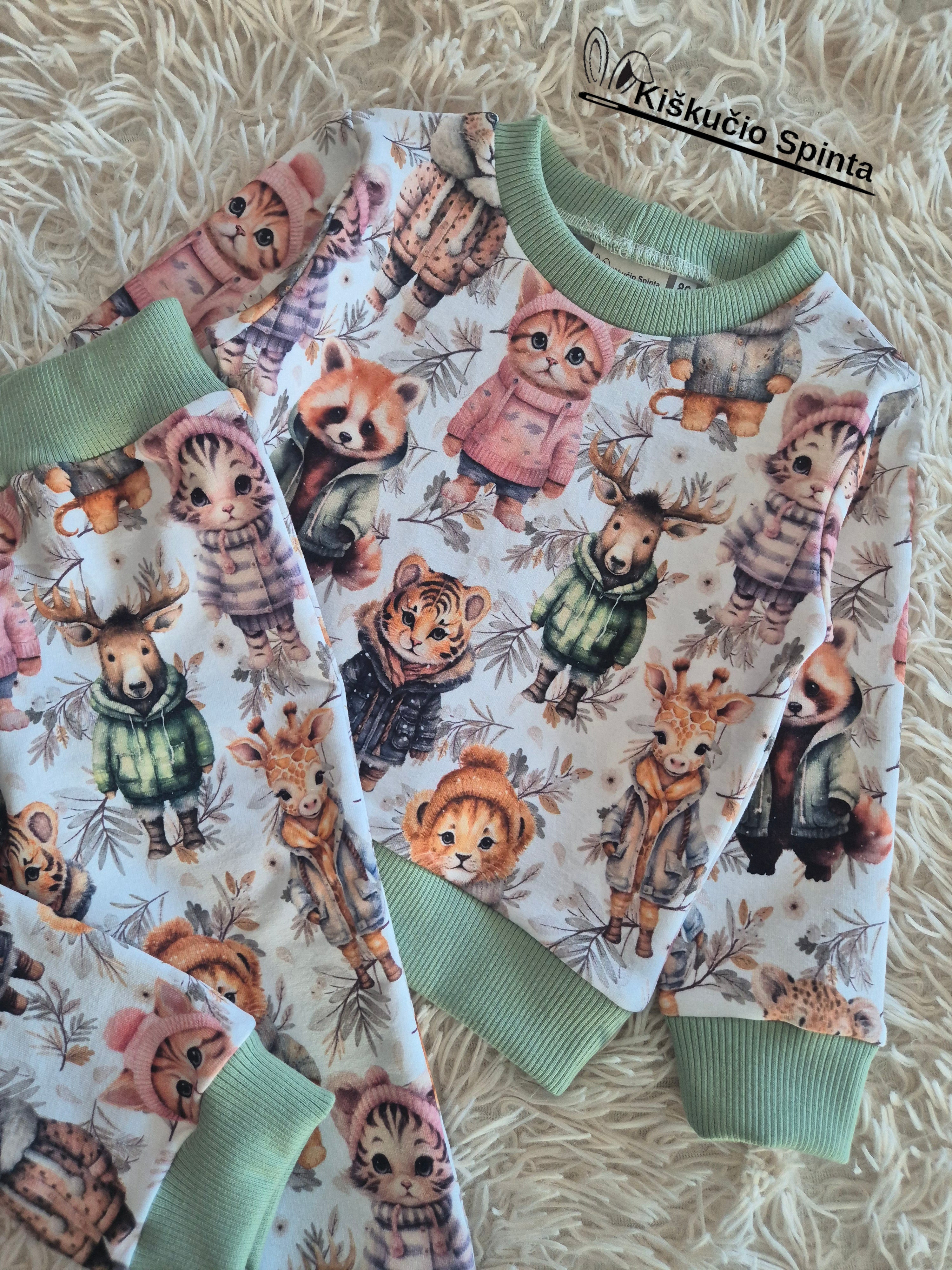 Kostiumėlis su pūkeliu "Miško Pasaka" 86 dydis